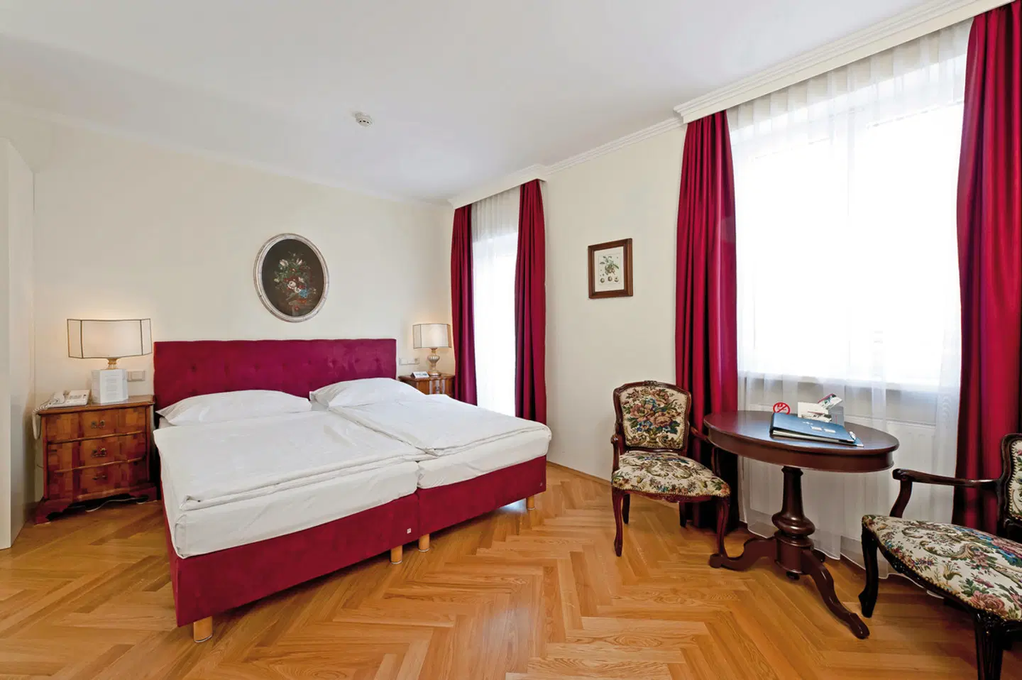 Hotel Regina ROOM_EXAMPLE