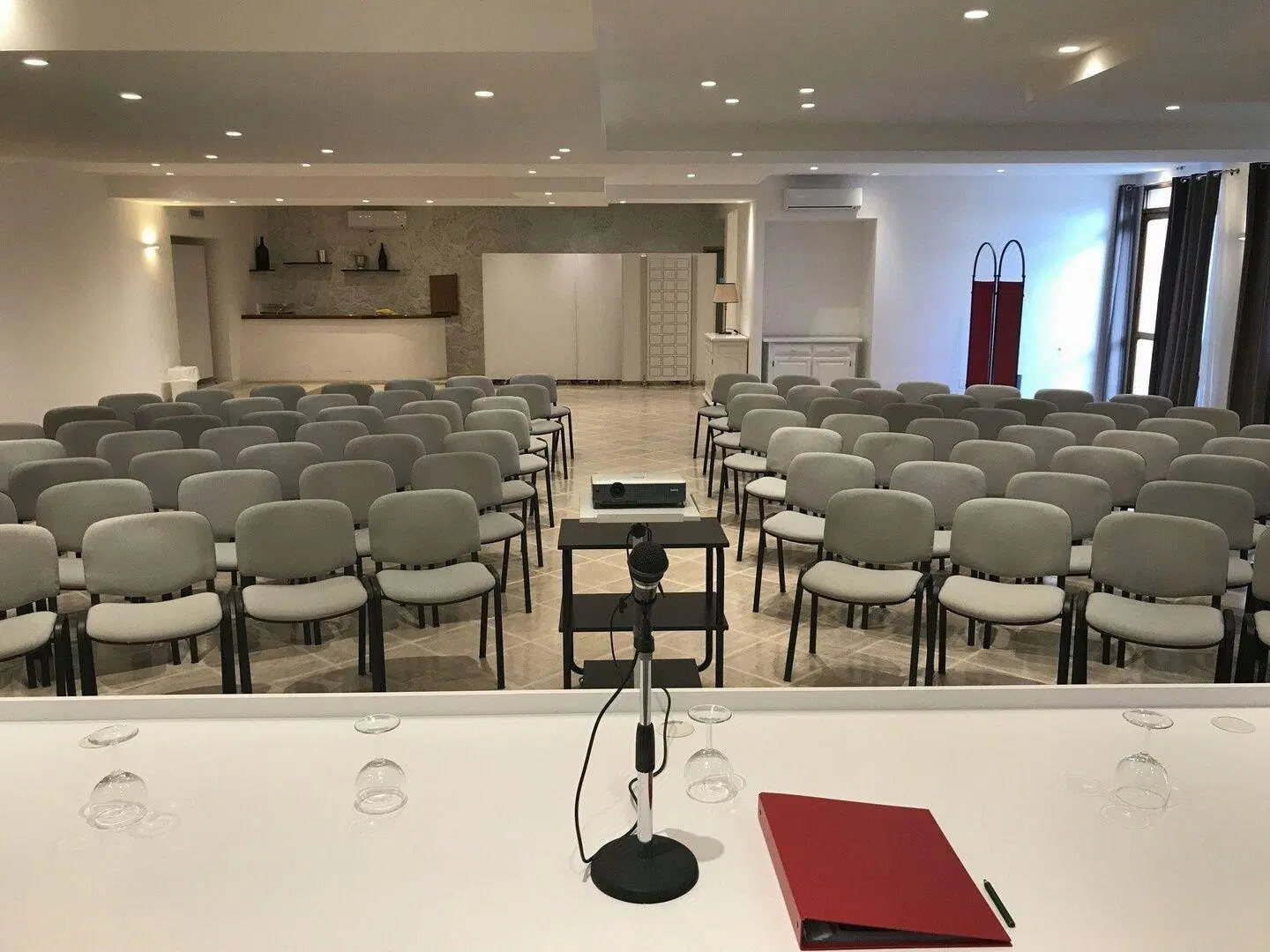 Al Madarig Hotel Konferenz