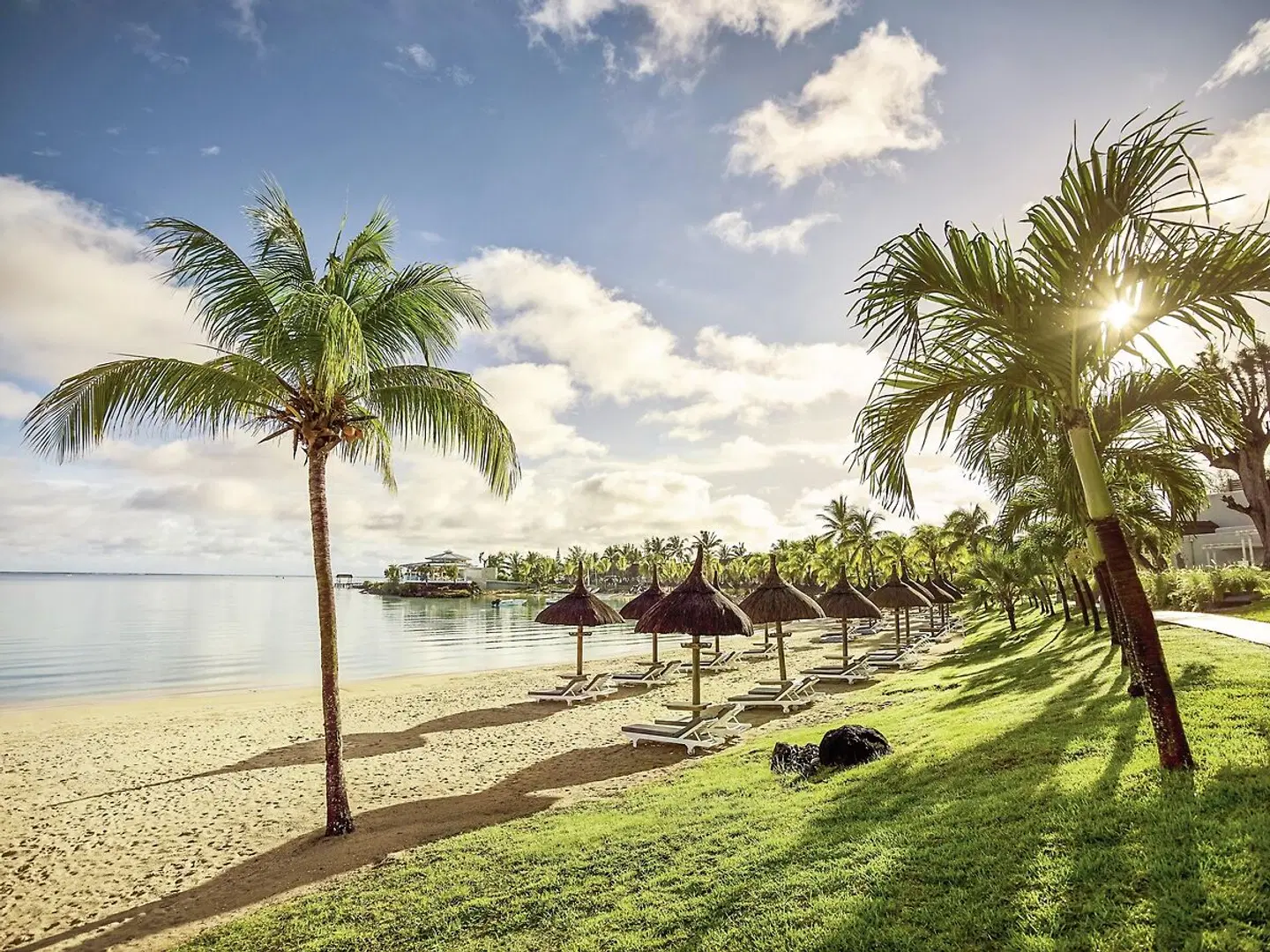 LUX* Grand Gaube, Mauritius Strand