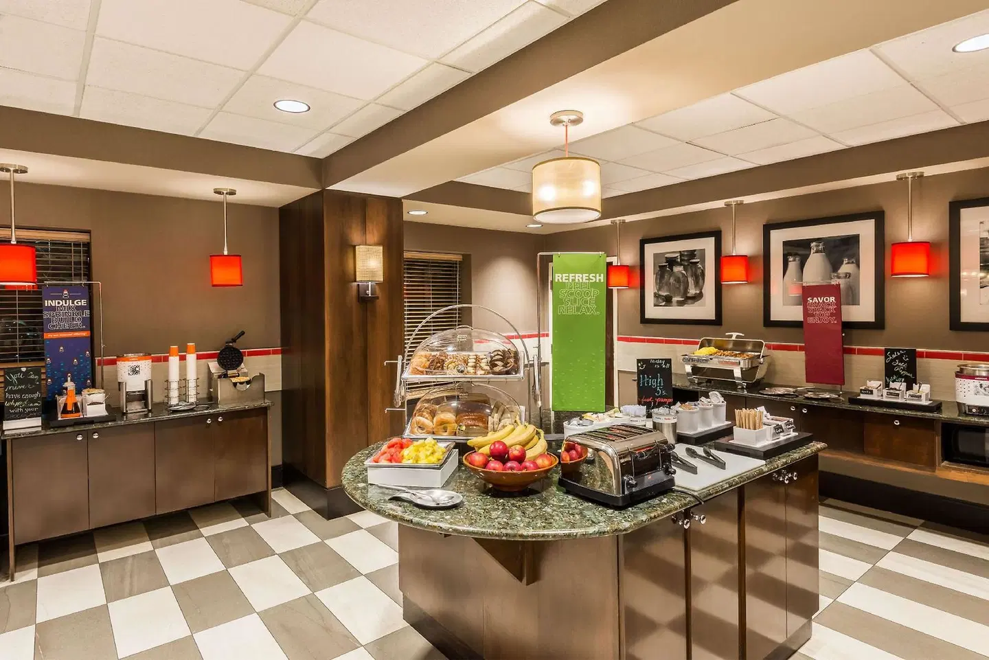 Hampton Inn & Suites Columbus Polaris Restaurant