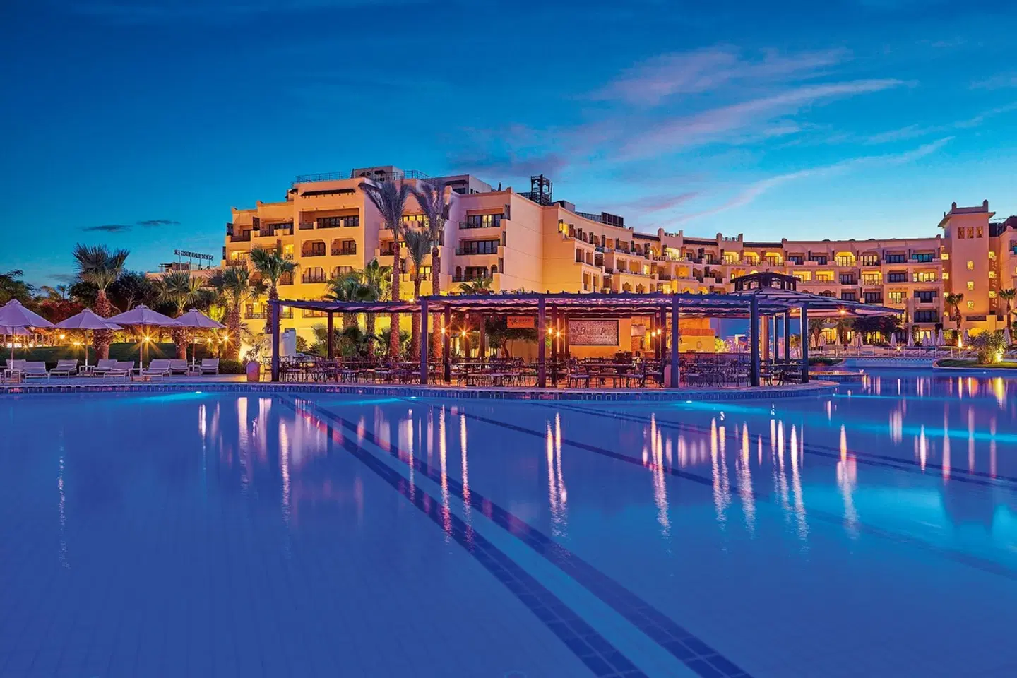 Steigenberger ALDAU Beach Hotel OUTDOOR_POOL