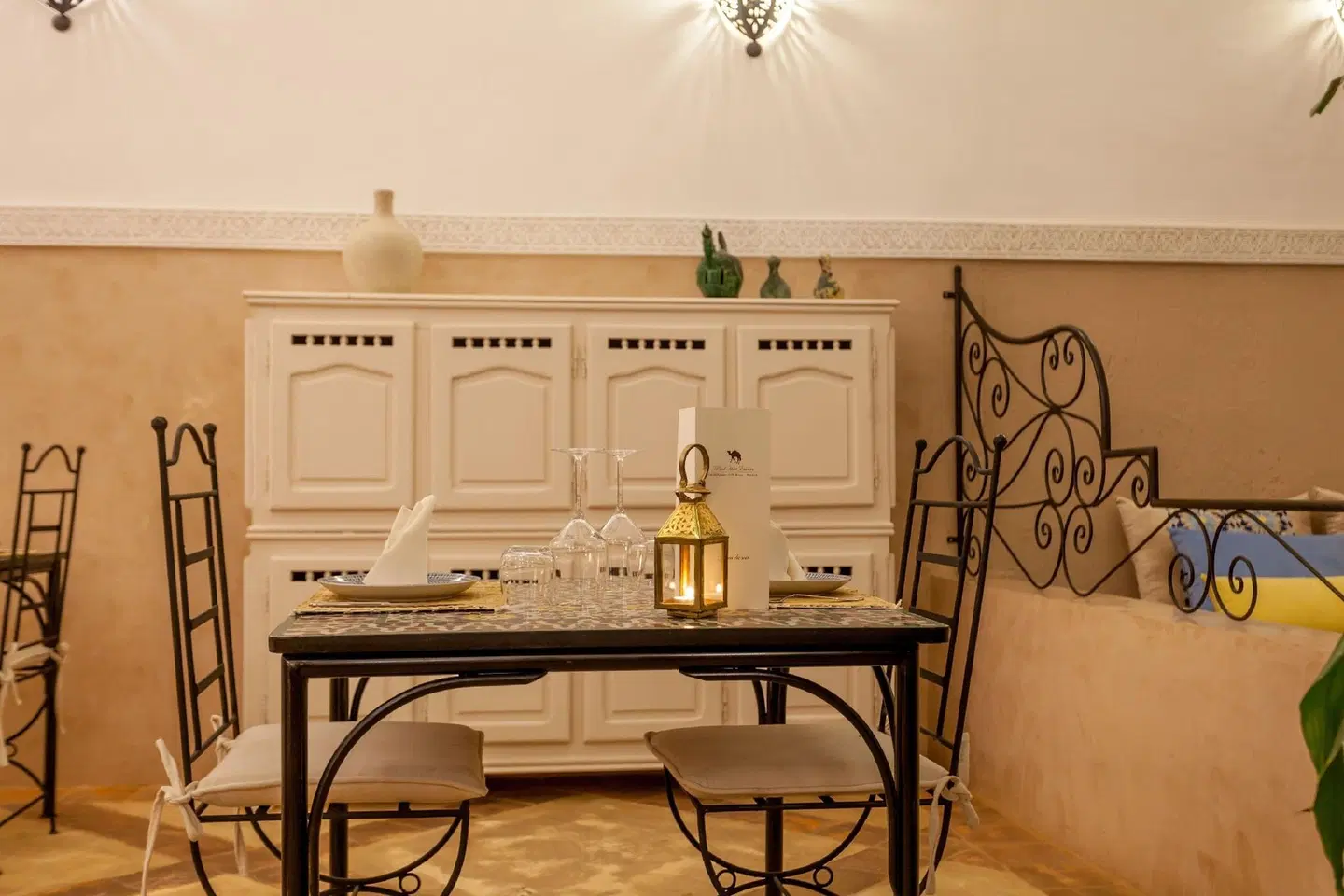 Riad Hart Essoura Konferenz