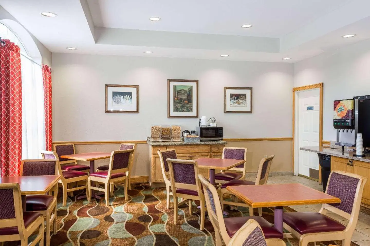 Baymont by Wyndham Fort Myers Airport Restaurant
