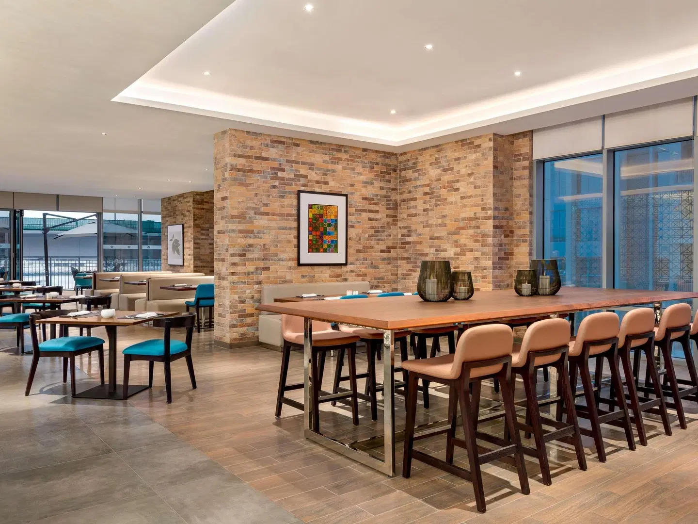 Novotel Dubai Gold District Bar