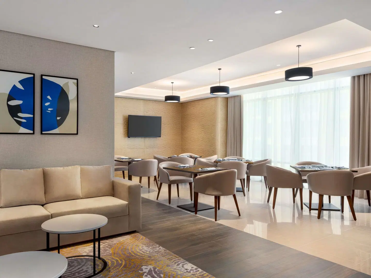 Novotel Dubai Gold District Restaurant