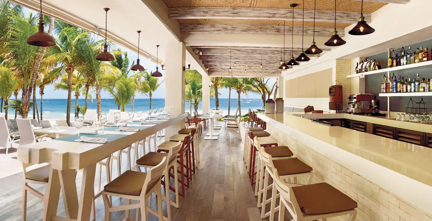 Catalonia Royal Tulum Beach & Spa Resort Bar