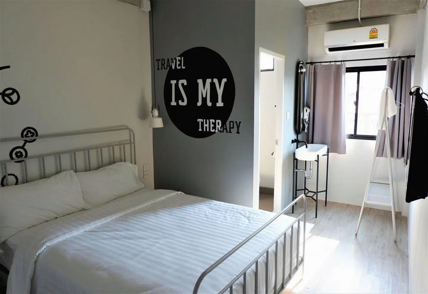 Bedspread Hostel ROOM_EXAMPLE