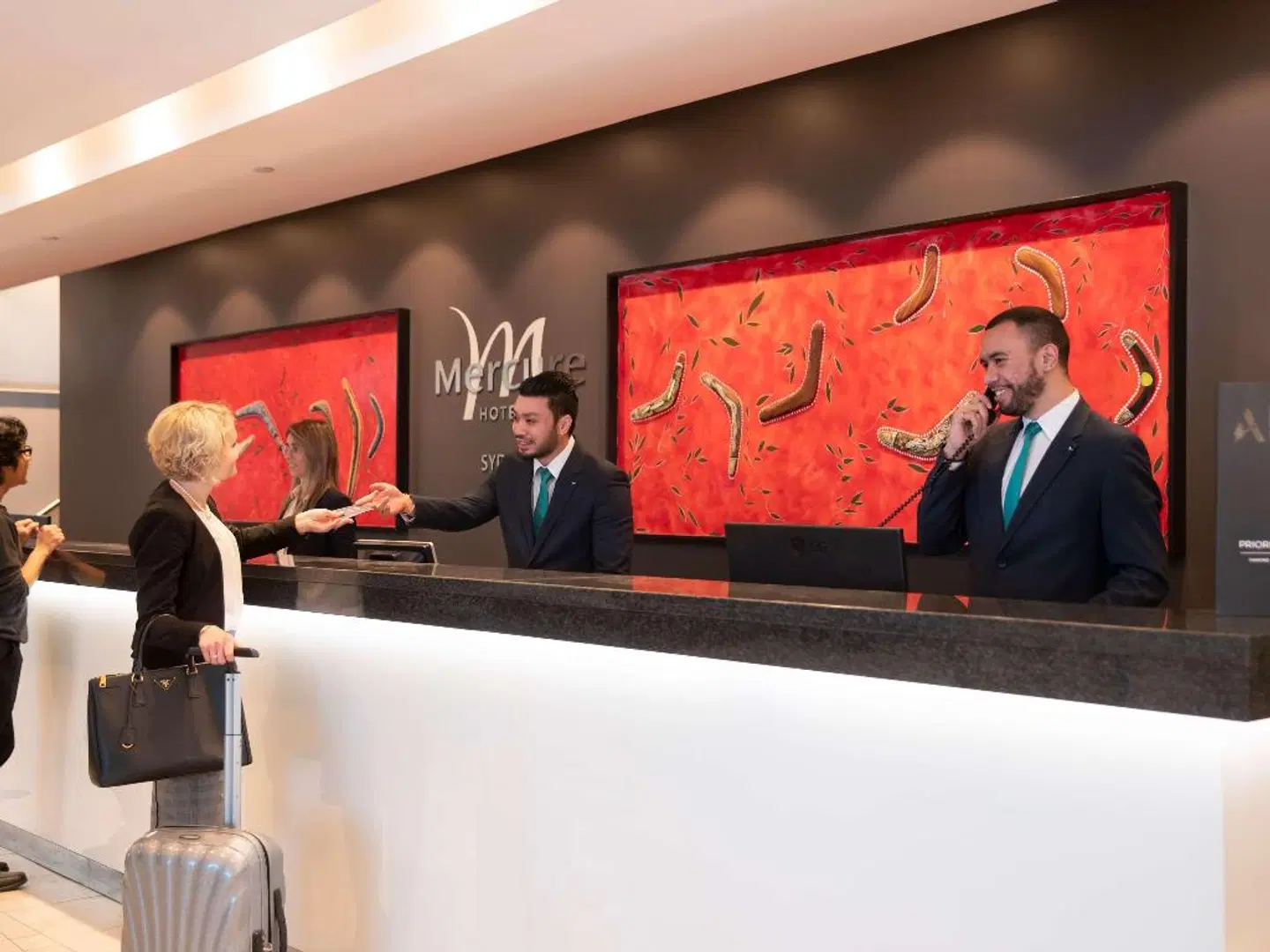 Mercure Sydney Bar