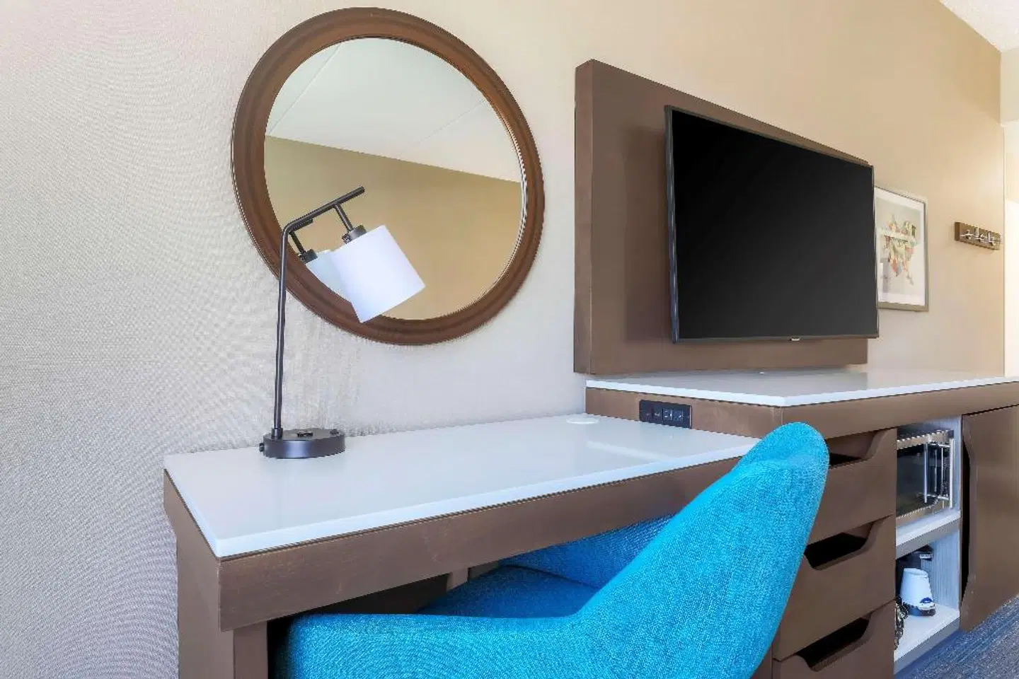 Hampton Inn & Suites Pittsburgh Downtown ROOM_EXAMPLE
