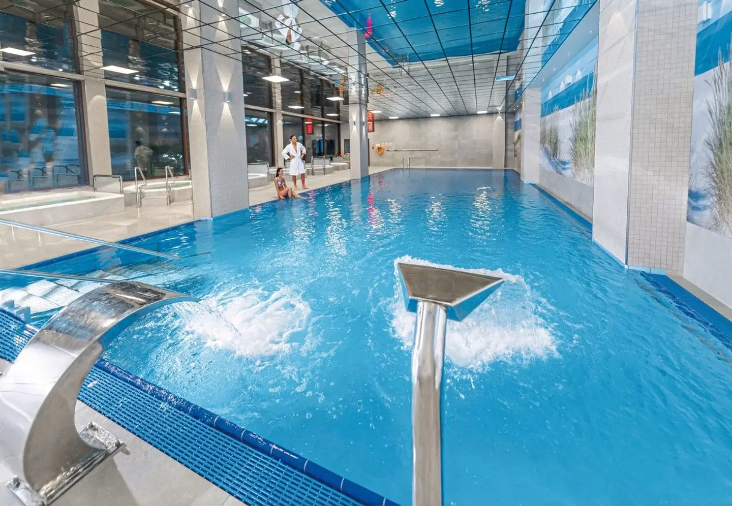 Olymp IV Hallenbad