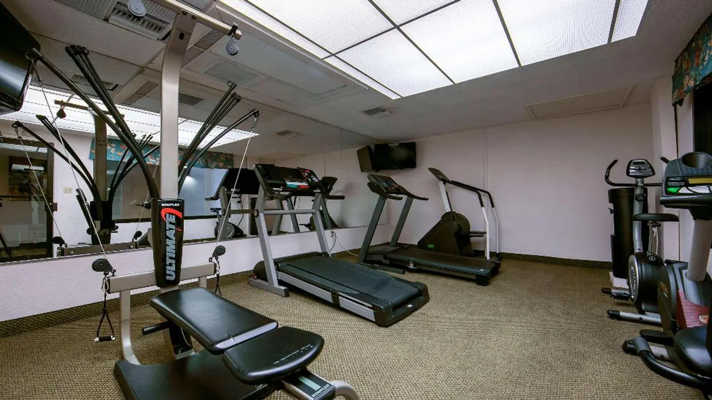 Best Western Plus University Inn SPORTS_AND_LEISURE