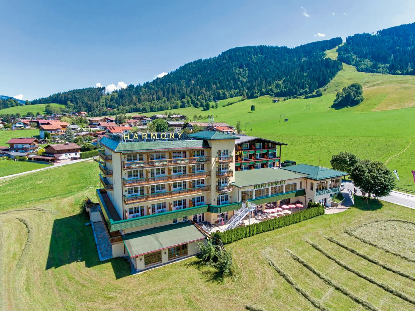 Hotel Harfenwirt & Nebenhaus EXTERIOR