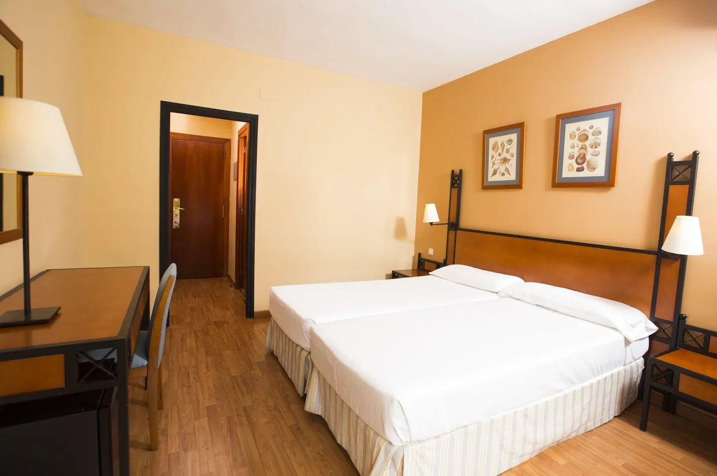 Ilunion Caleta Park ROOM_EXAMPLE