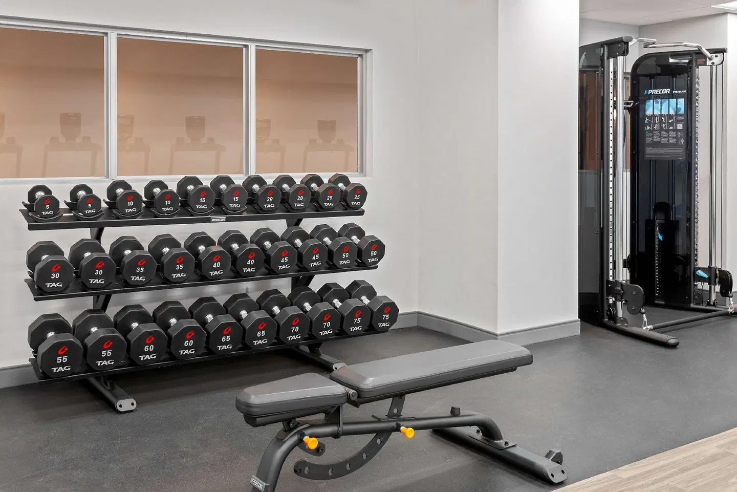 Hampton Inn & Suites Cleveland-Beachwood SPORTS_AND_LEISURE