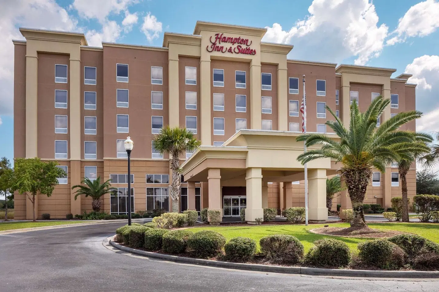 Hampton Inn & Suites Savannah - I-95 South - Gateway EXTERIOR