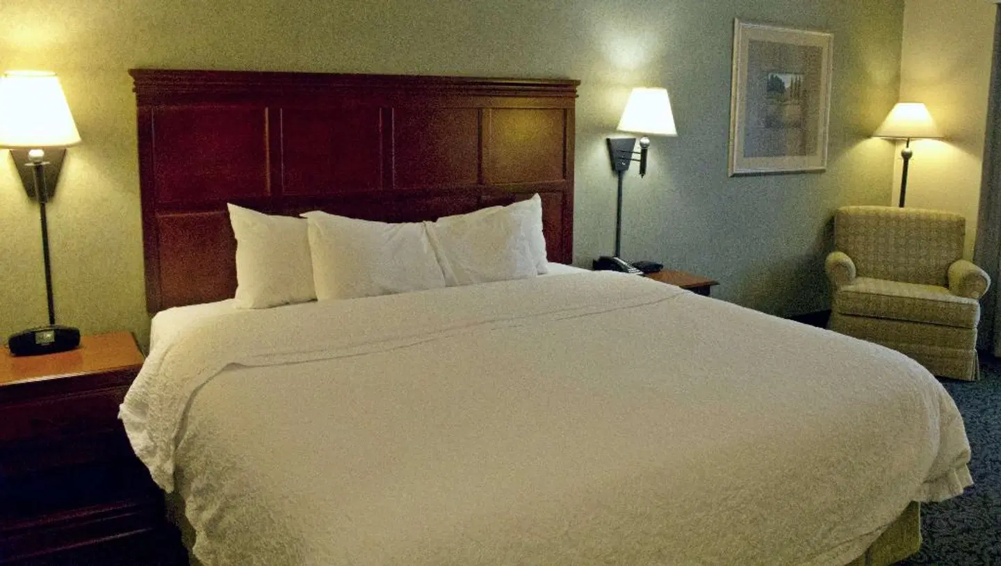 Hampton Inn Ithaca ROOM_EXAMPLE