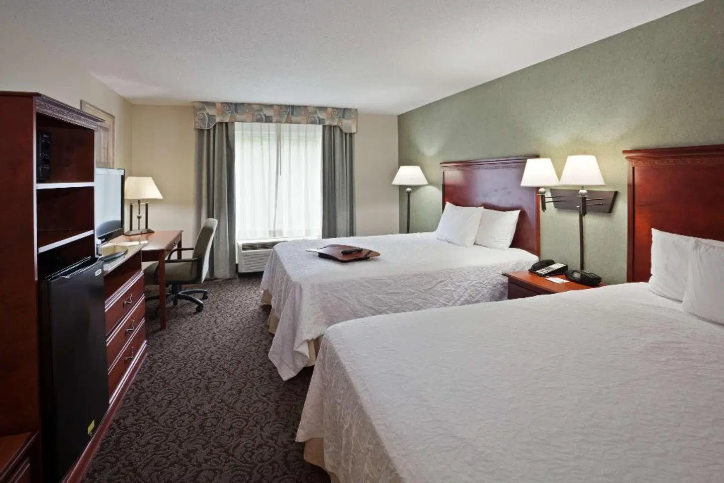 Hampton Inn Ithaca ROOM_EXAMPLE