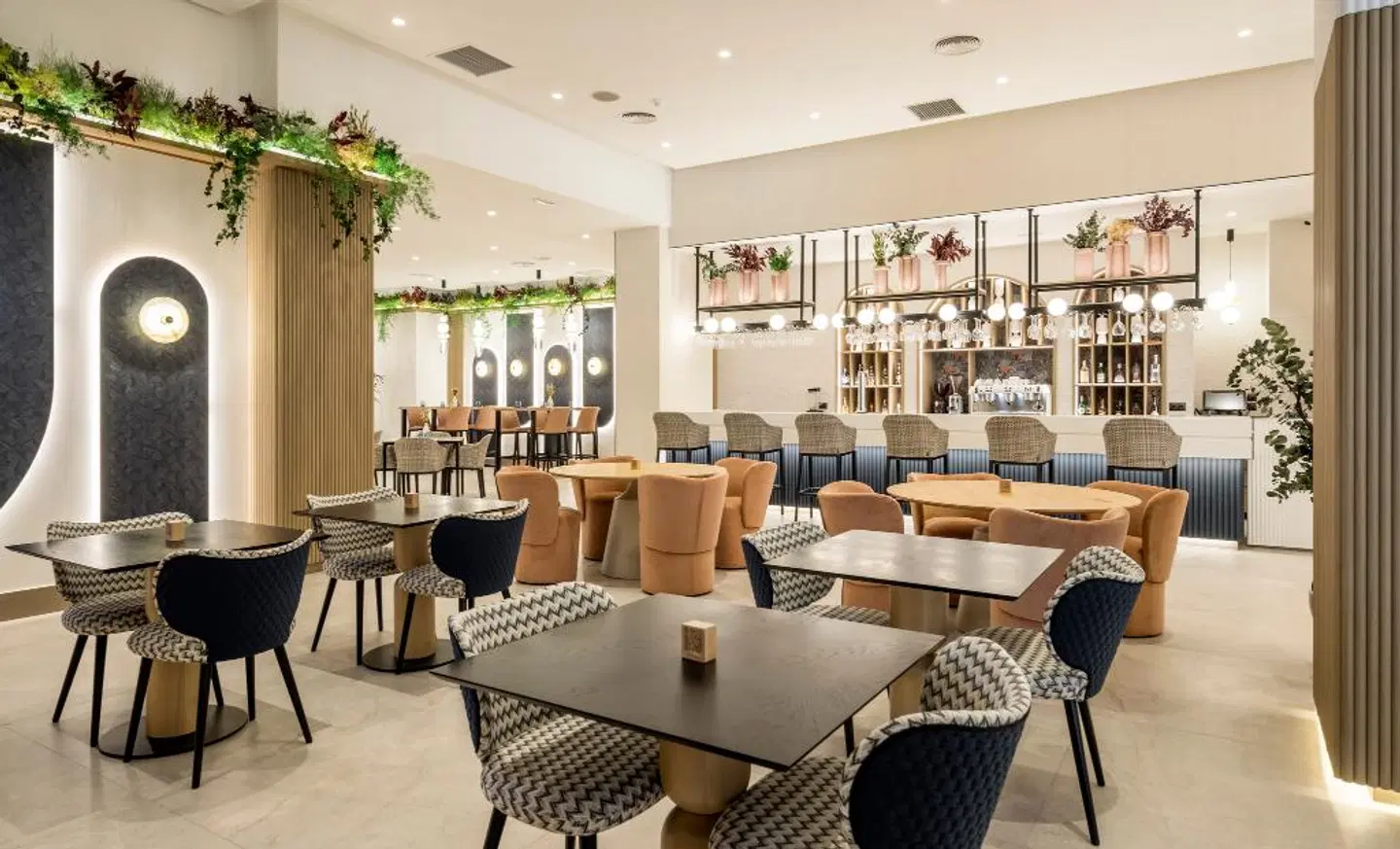 Hotel ILUNION Les Corts Spa Bar