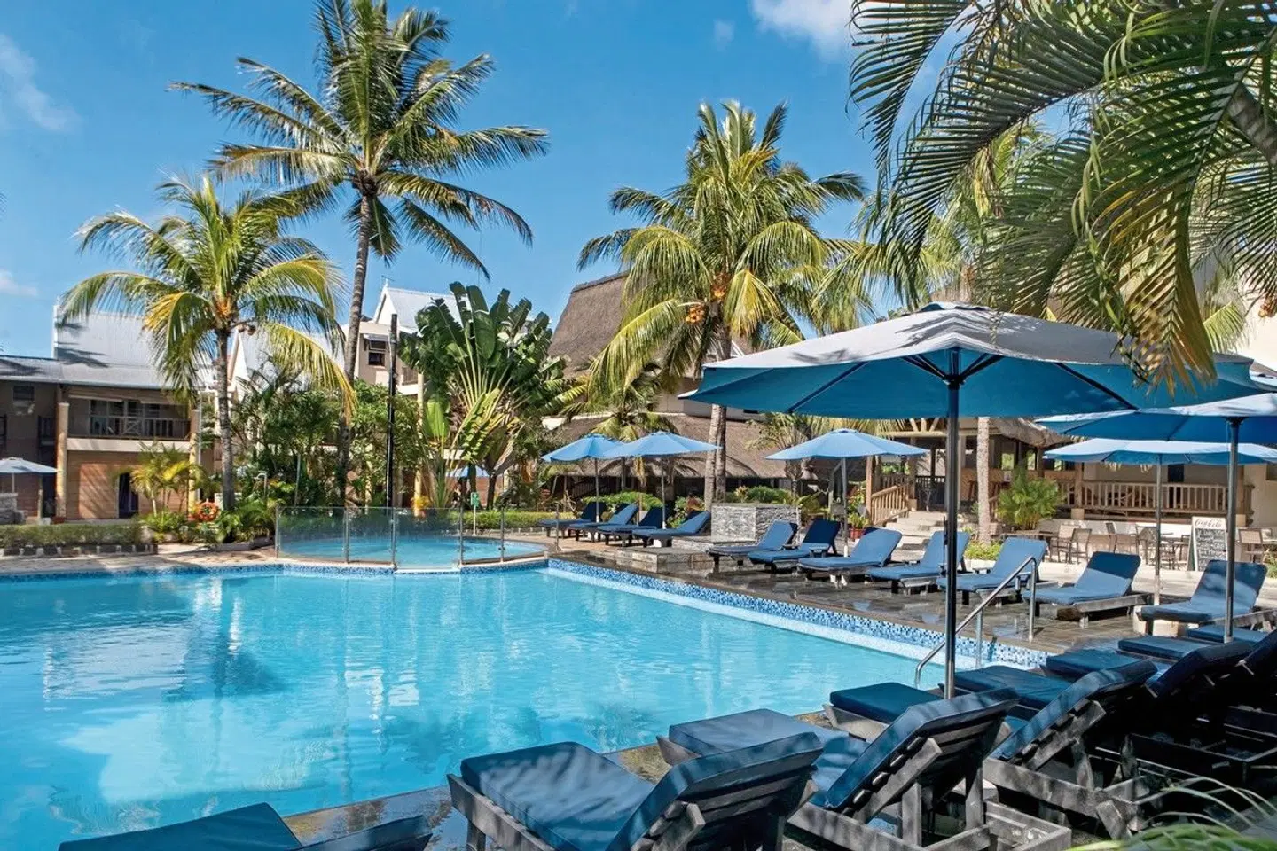 Le Palmiste OUTDOOR_POOL