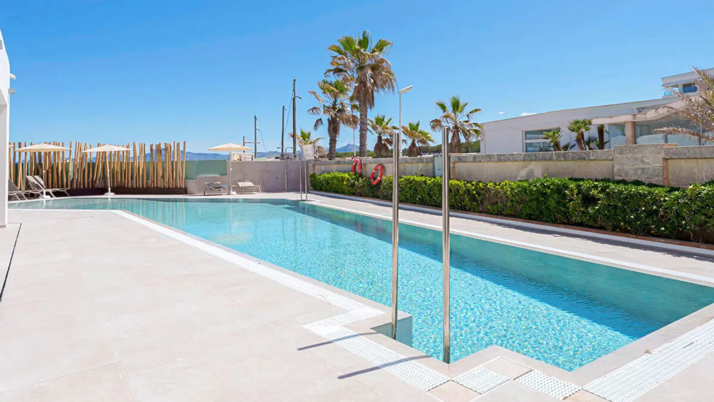 Globales Concord OUTDOOR_POOL