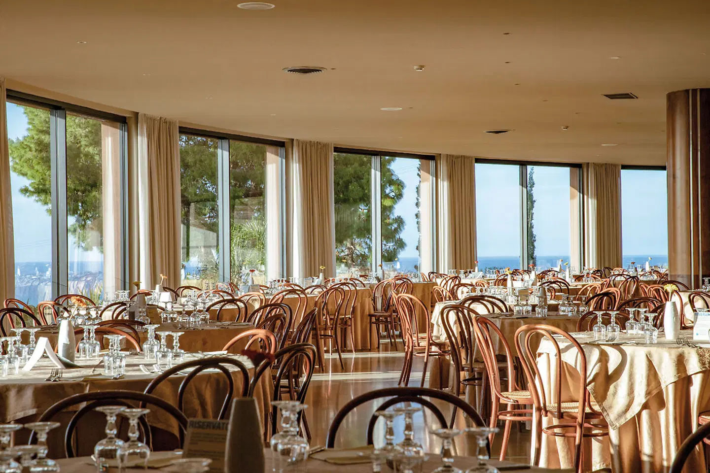 Costa Verde Restaurant