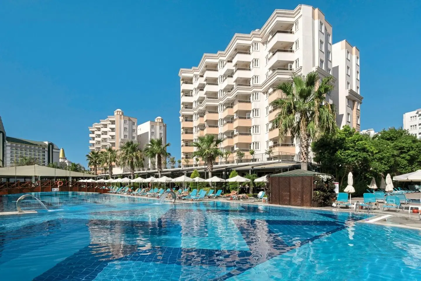 Ramada Resort Lara EXTERIOR