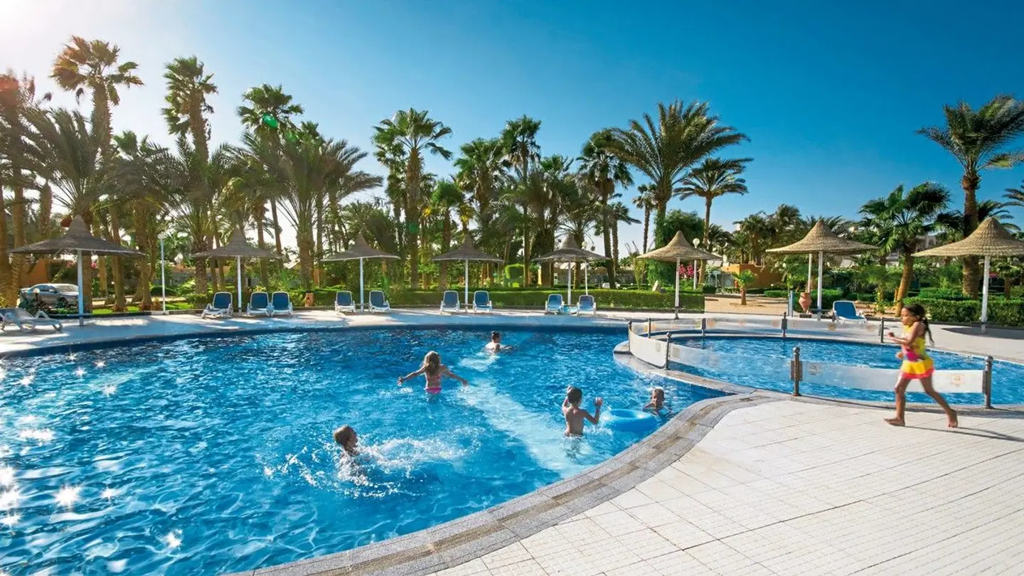 Giftun Azur Resort OUTDOOR_POOL