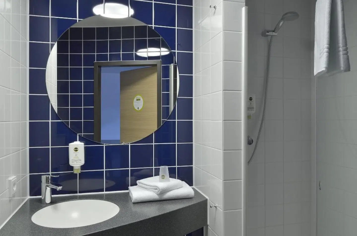 B&B Hotel Mainz-Hbf Badezimmer