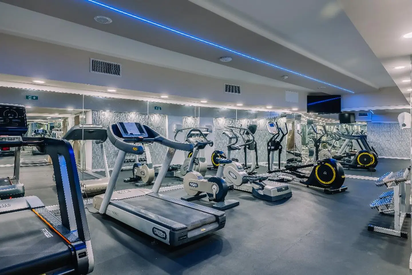 Grand Muthu Oura View Beach Club SPORTS_AND_LEISURE