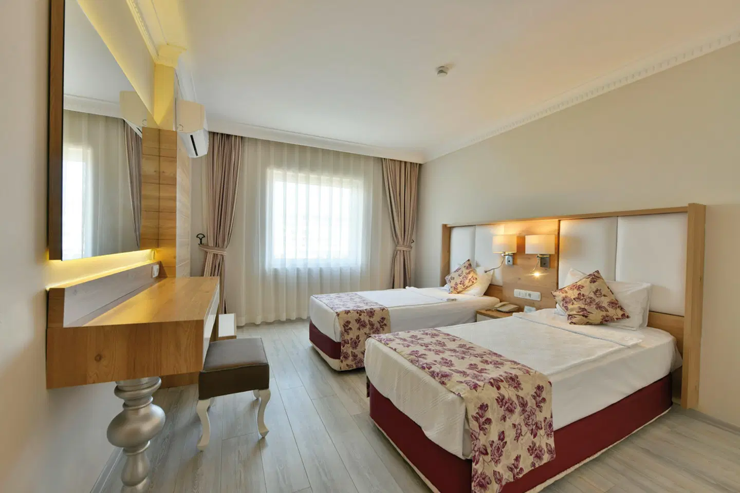 Royal Garden Beach ROOM_EXAMPLE