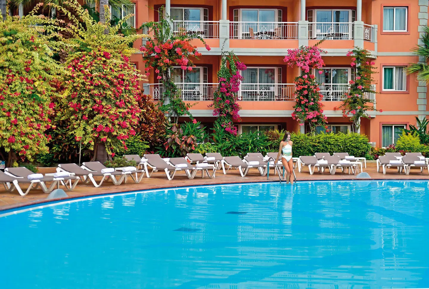 Pestana Miramar Garden & Ocean Hotel OUTDOOR_POOL