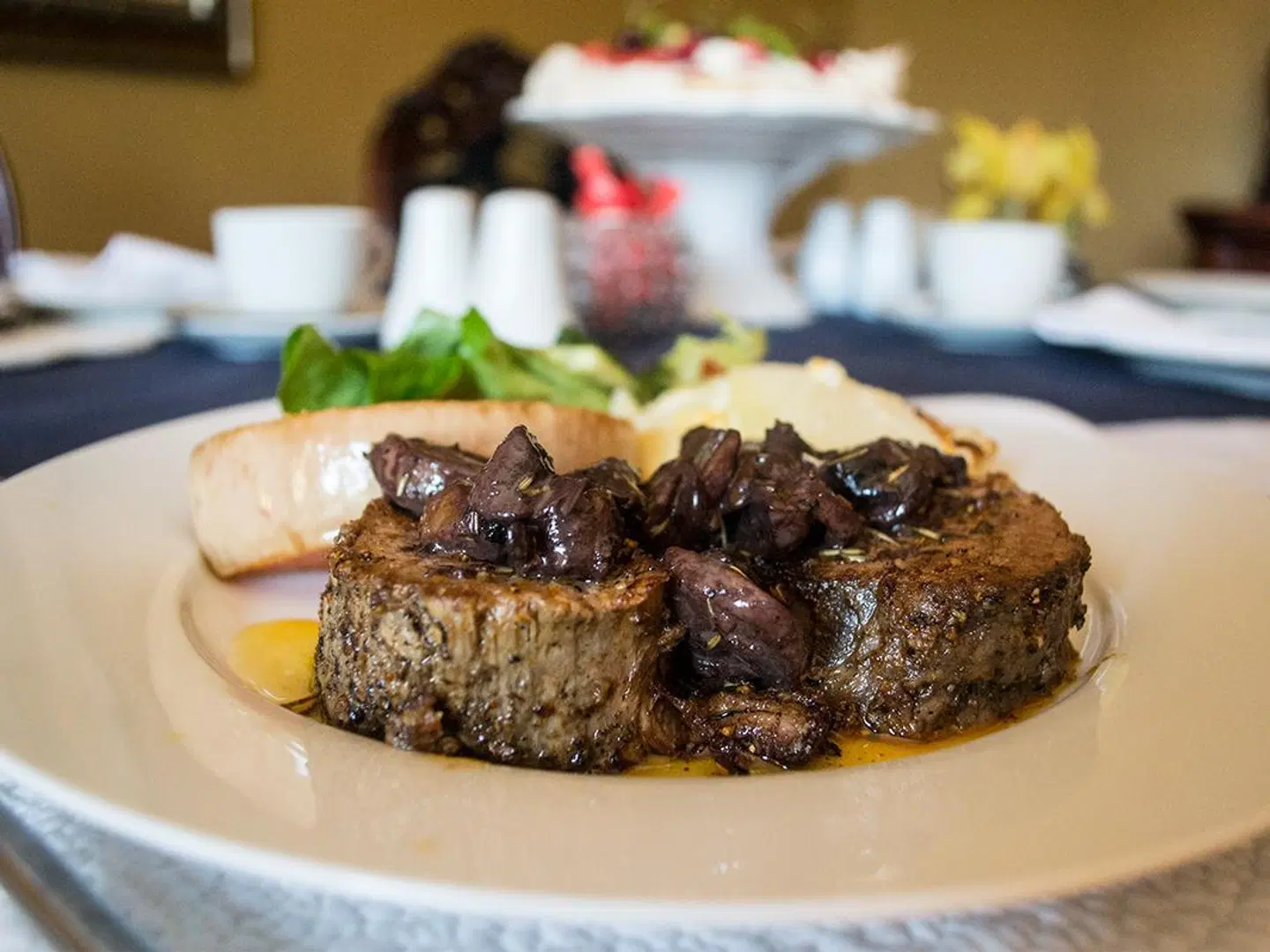 Arum Place Guest House Restaurant