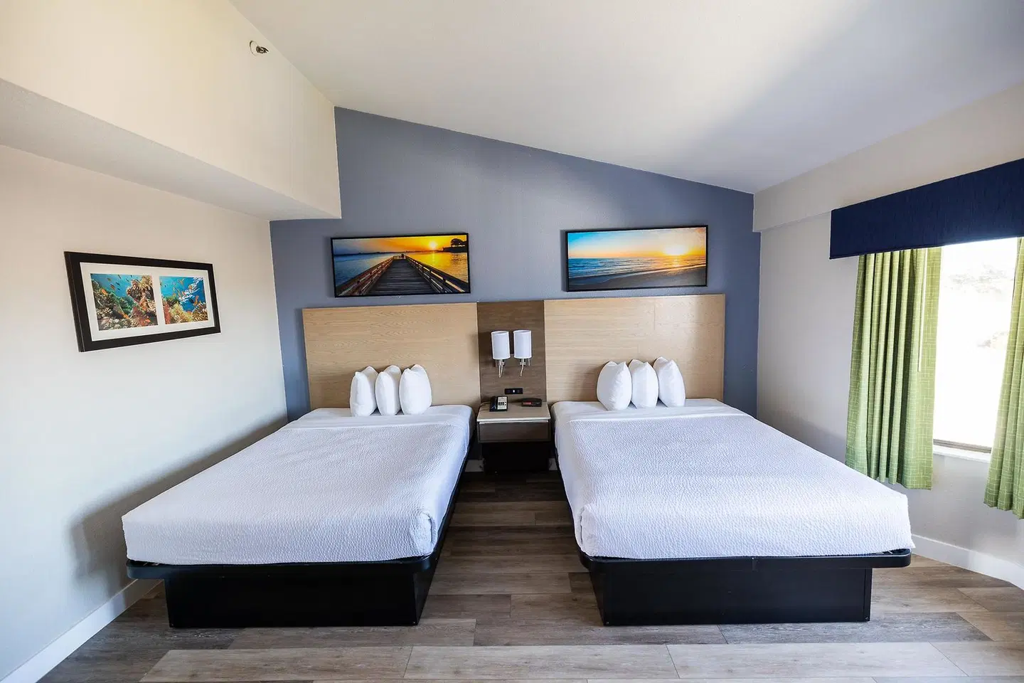 Days Inn by Wyndham Monterey Downtown ROOM_EXAMPLE