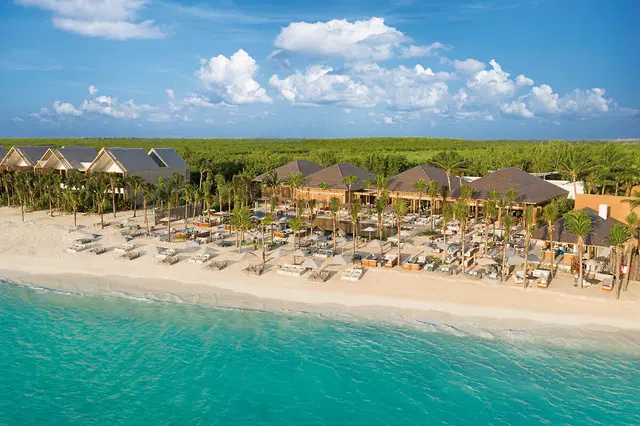 Banyan Tree Mayakoba Strand