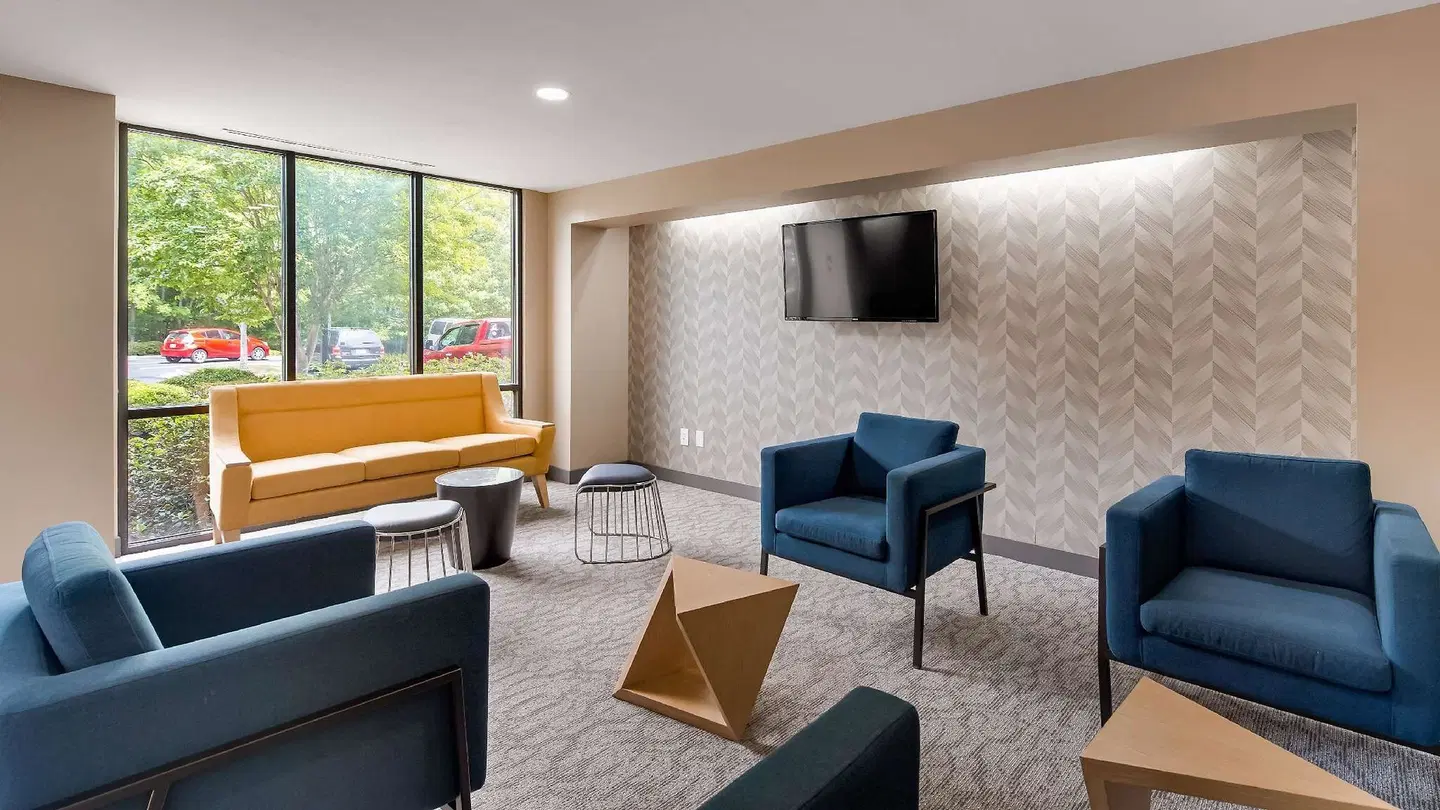 Best Western Plus Augusta North Inn & Suites ROOM_EXAMPLE