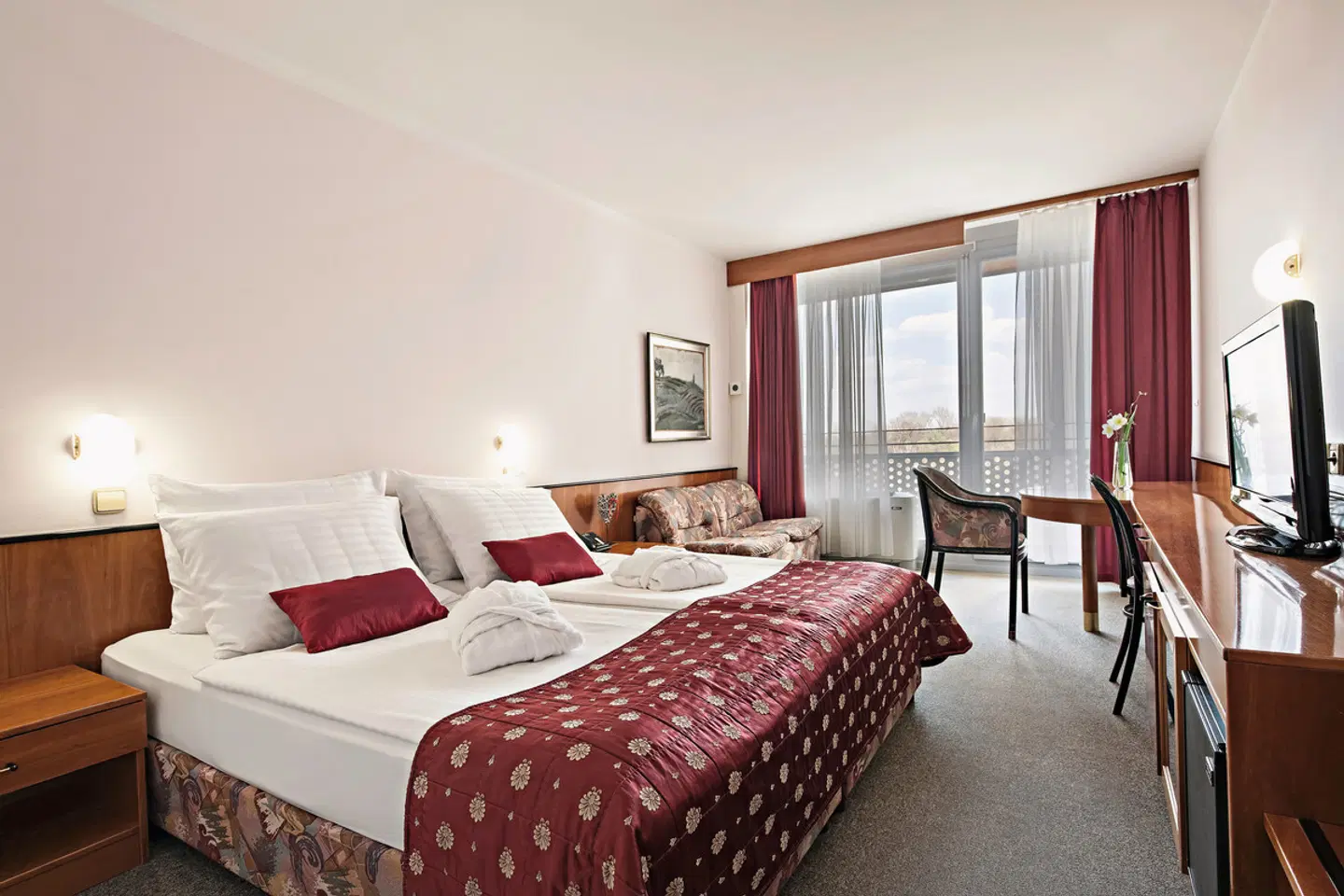 Radin ROOM_EXAMPLE