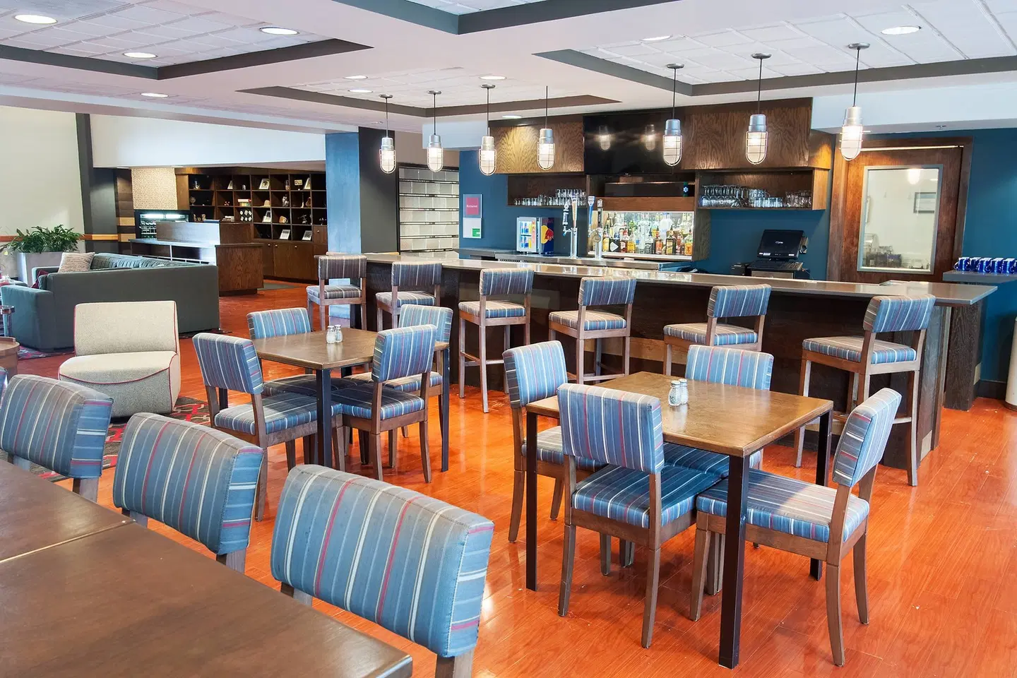 Four Points by Sheraton Columbus-Polaris Bar