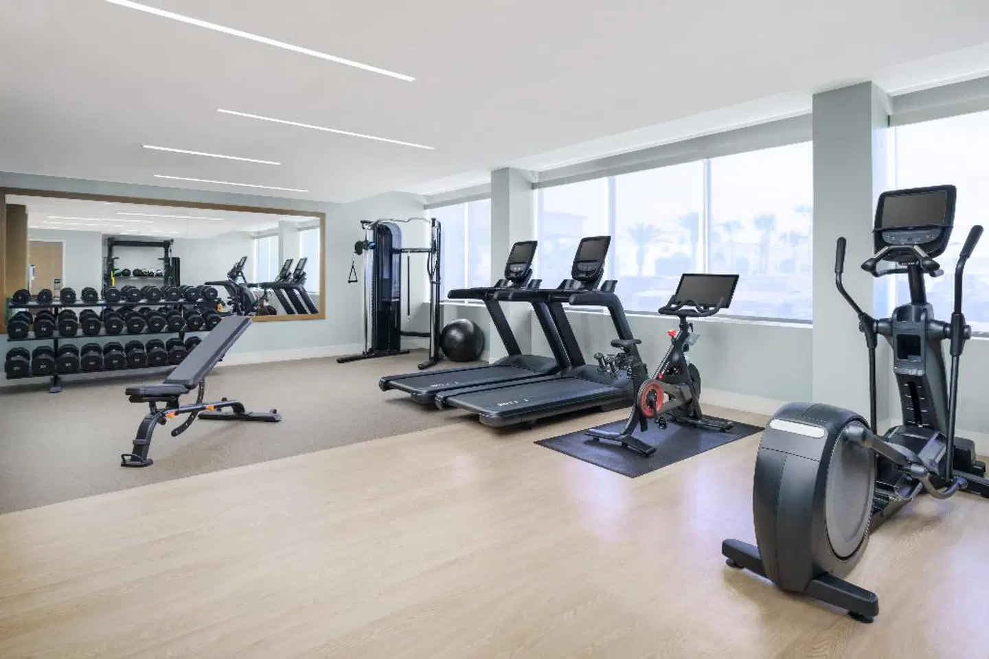 DoubleTree by Hilton Beach Resort Tampa Bay/North Redington Beach SPORTS_AND_LEISURE