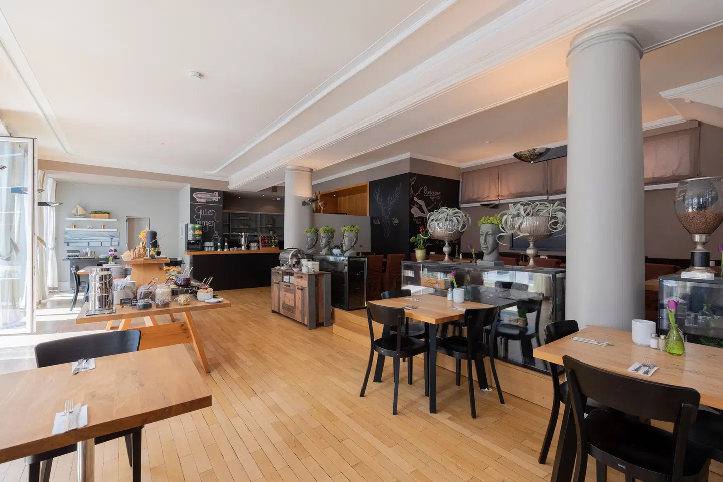 Garner Hotel FRIEDRICHSHAFEN by IHG Restaurant