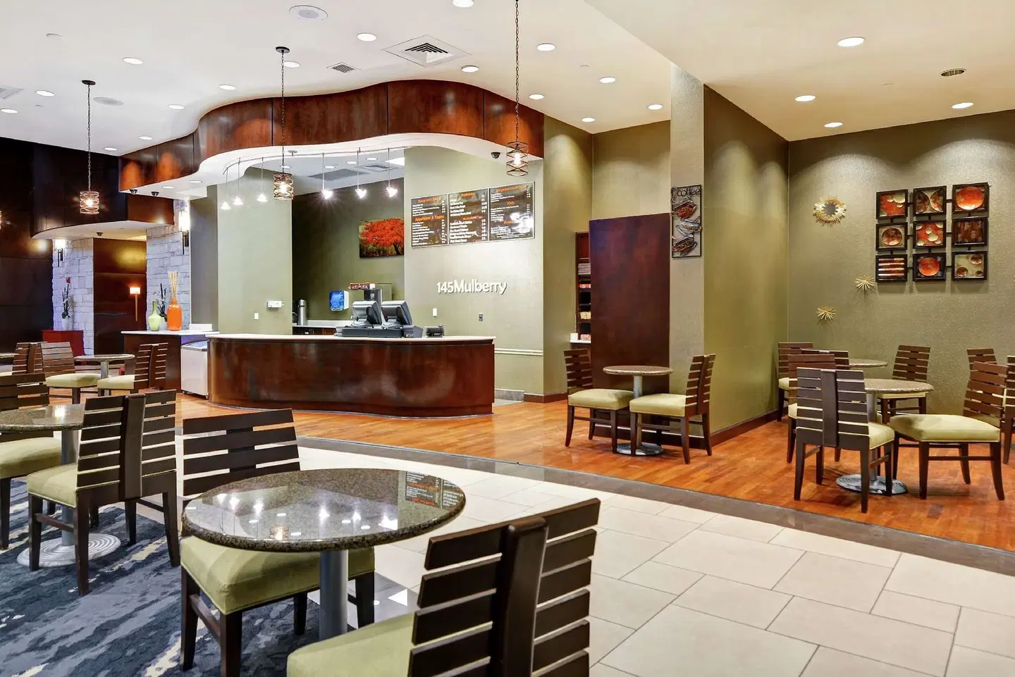 Embassy Suites by Hilton Savannah Airport Bar