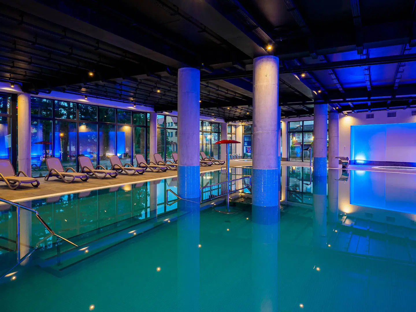 Resort Król Plaza Spa & Wellness Hallenbad
