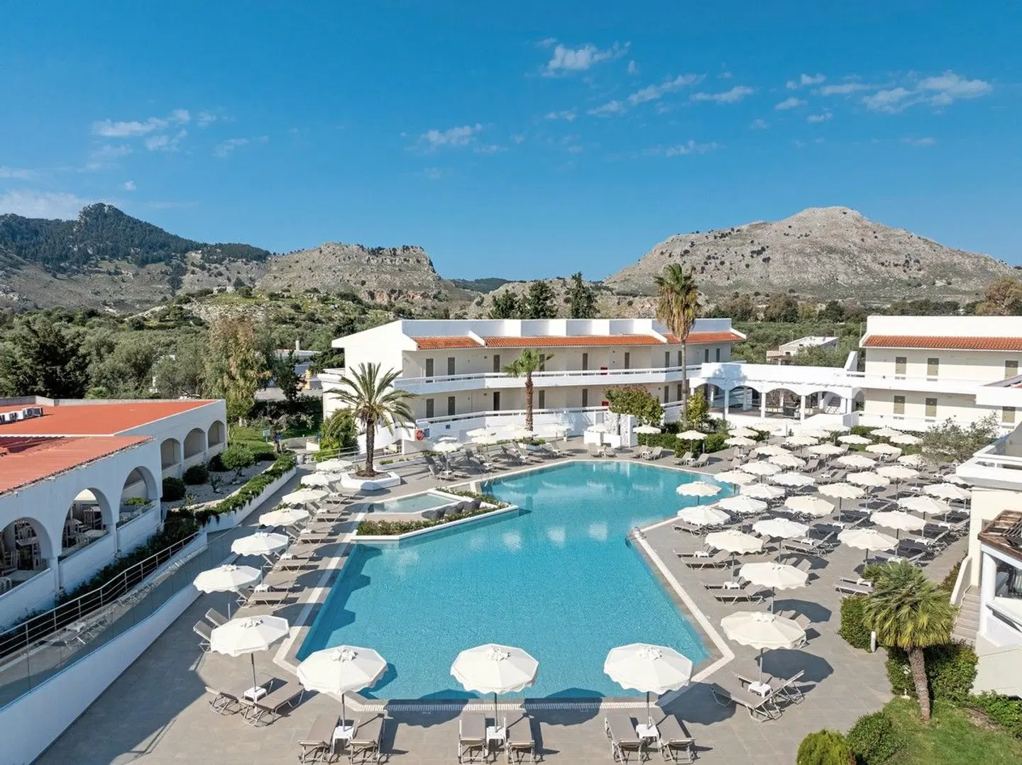 Niriides OUTDOOR_POOL