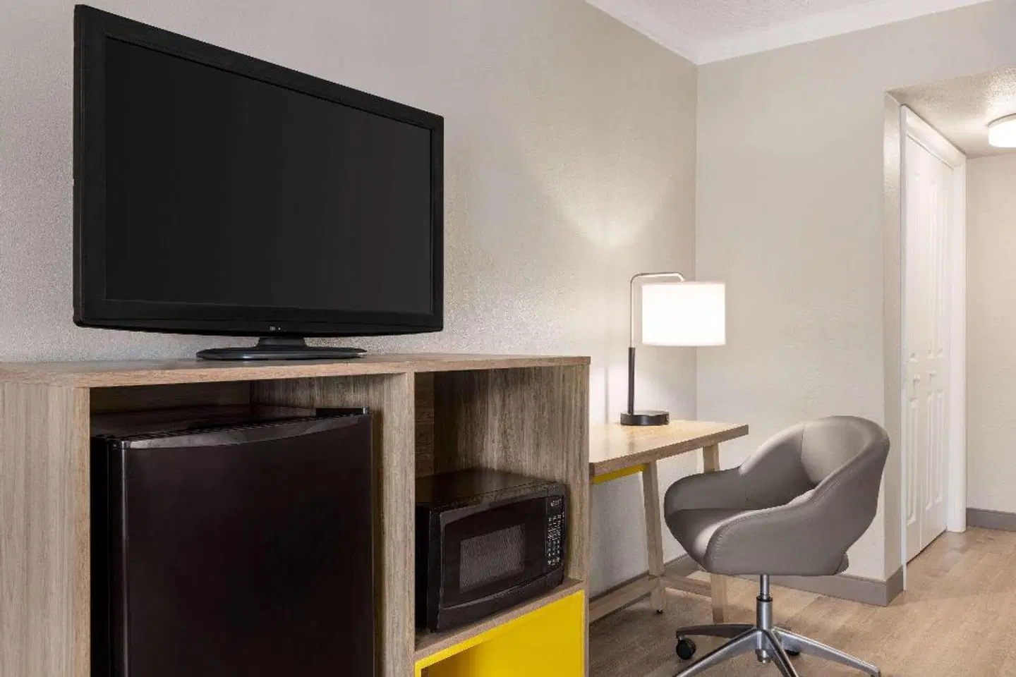 Days Inn by Wyndham Miami Airport North ROOM_EXAMPLE
