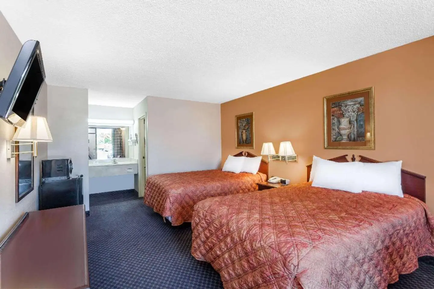 Days Inn by Wyndham Martin ROOM_EXAMPLE