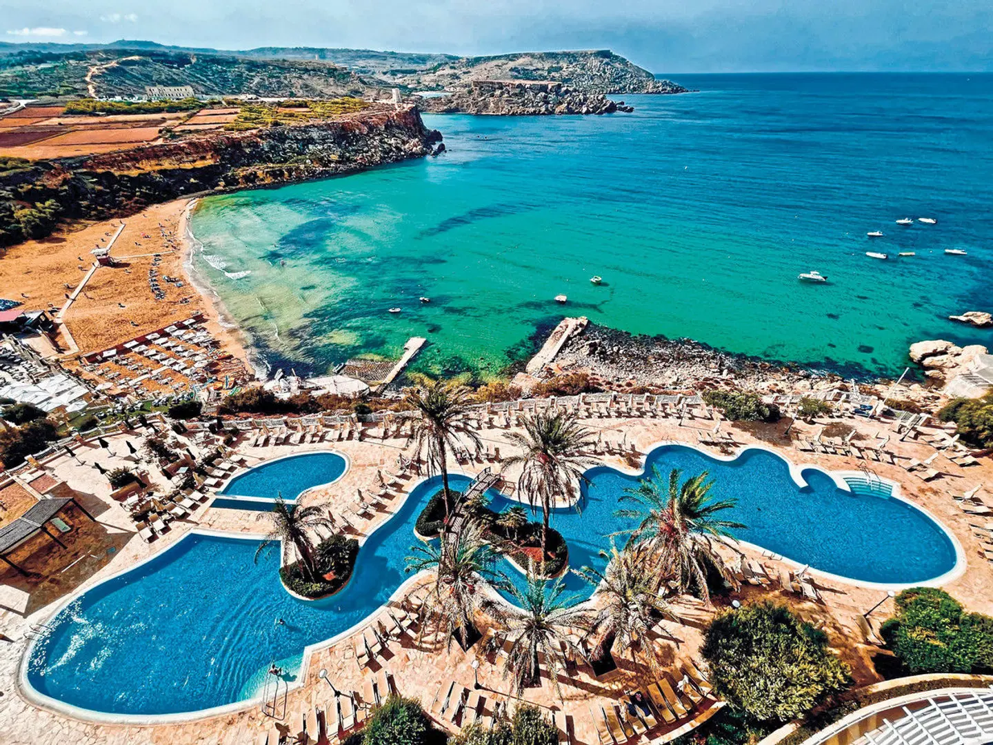 Radisson Blu Resort & Spa Golden Sands EXTERIOR