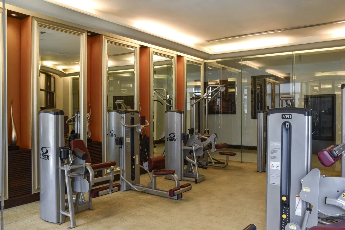 Hilton Bangkok Grande Asoke SPORTS_AND_LEISURE
