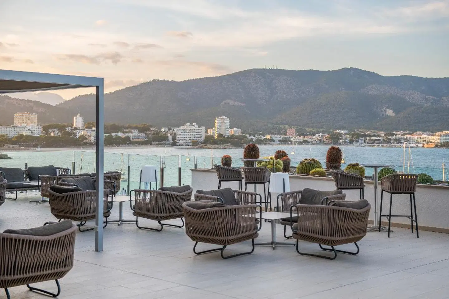 Leonardo Royal Mallorca Palmanova Bay Terrasse