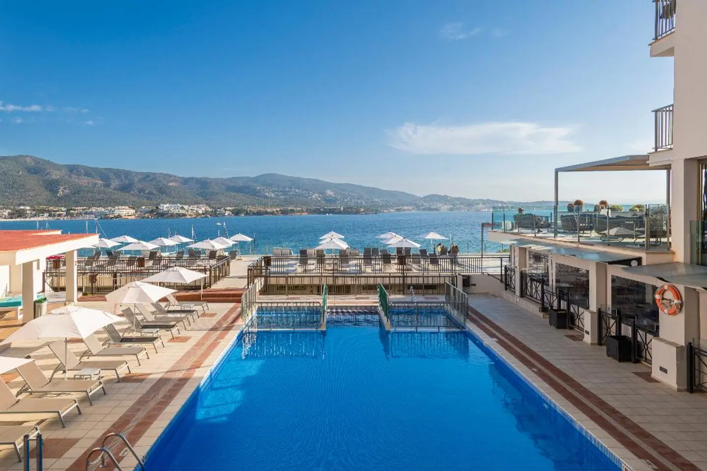 Leonardo Royal Mallorca Palmanova Bay OUTDOOR_POOL