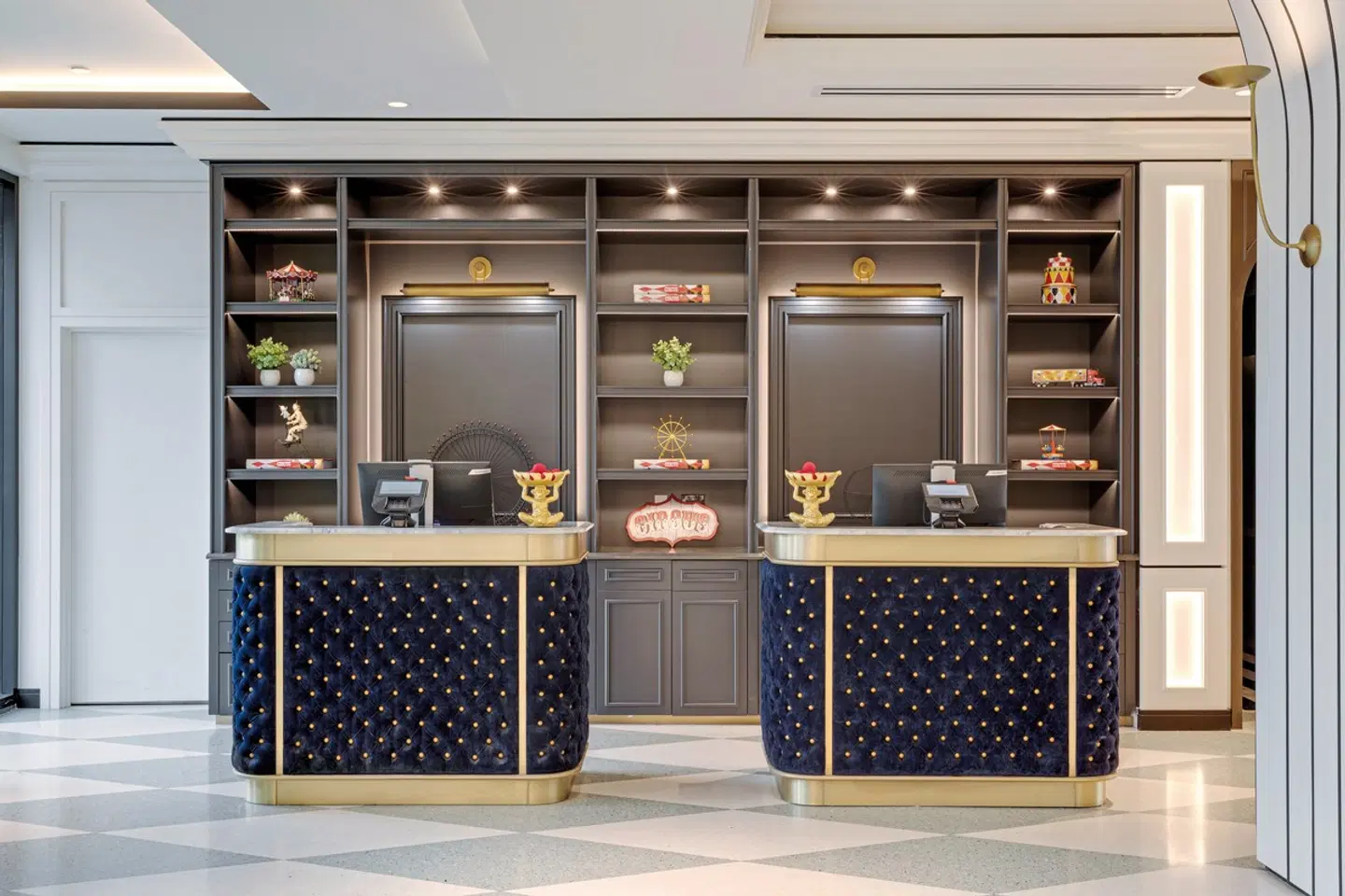 Cirque St. Armands Beachside LOUNGE_LOBBY