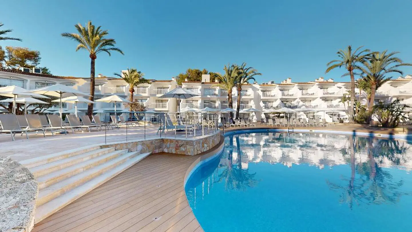 Ca's Saboners Beach OUTDOOR_POOL